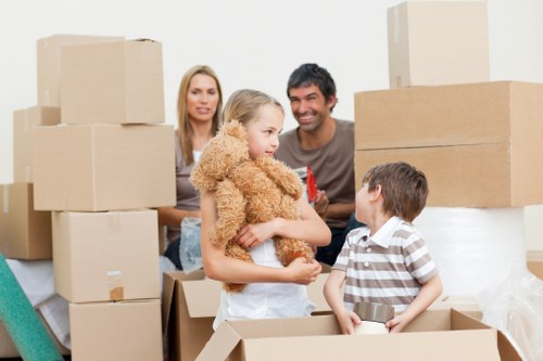 Commercial moving truck support for businesses in Dulwich